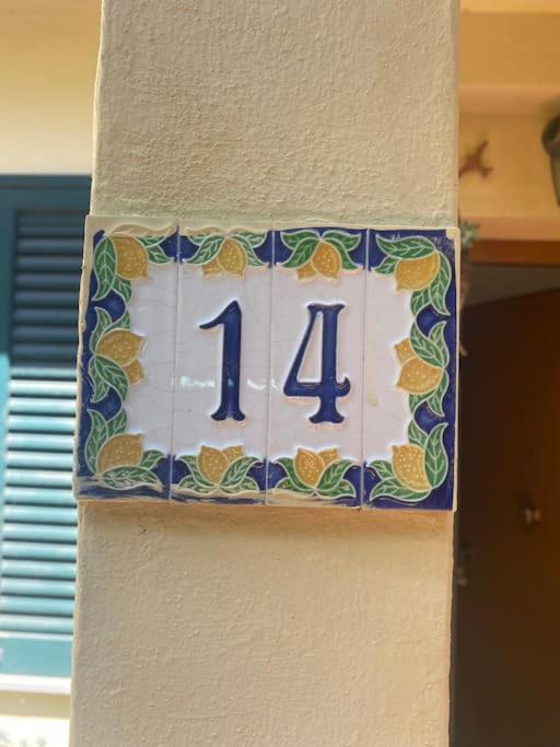 Appartamento Indipendente Con Giardino Fralu Florens Exteriör bild