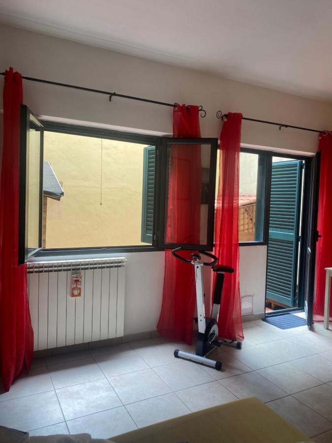 Appartamento Indipendente Con Giardino Fralu Florens Exteriör bild