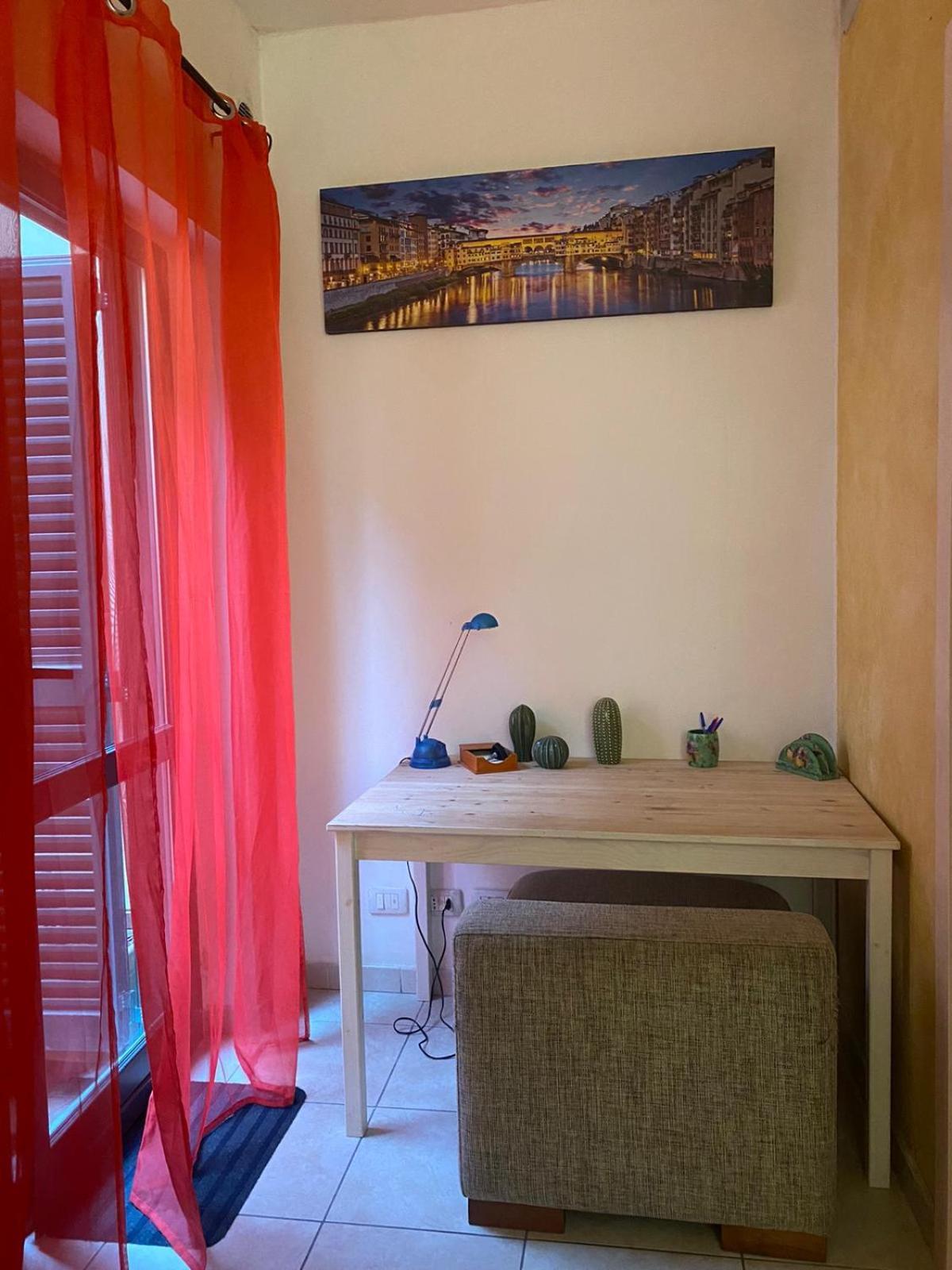 Appartamento Indipendente Con Giardino Fralu Florens Exteriör bild